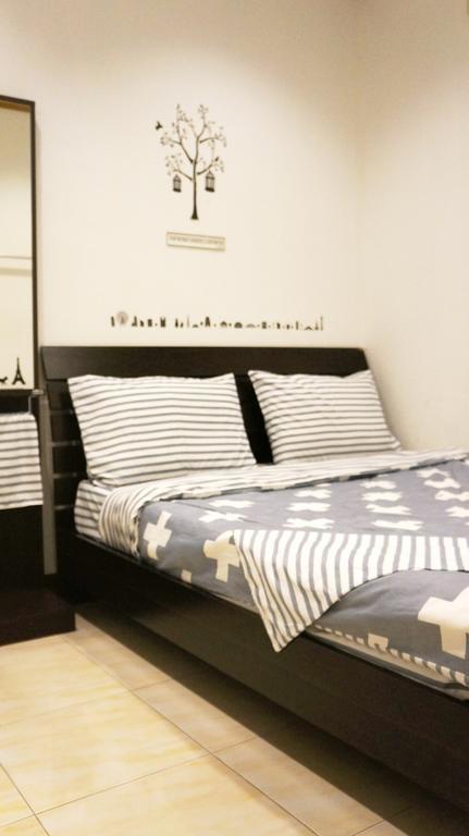 Wake Up Hostel Бангкок Экстерьер фото