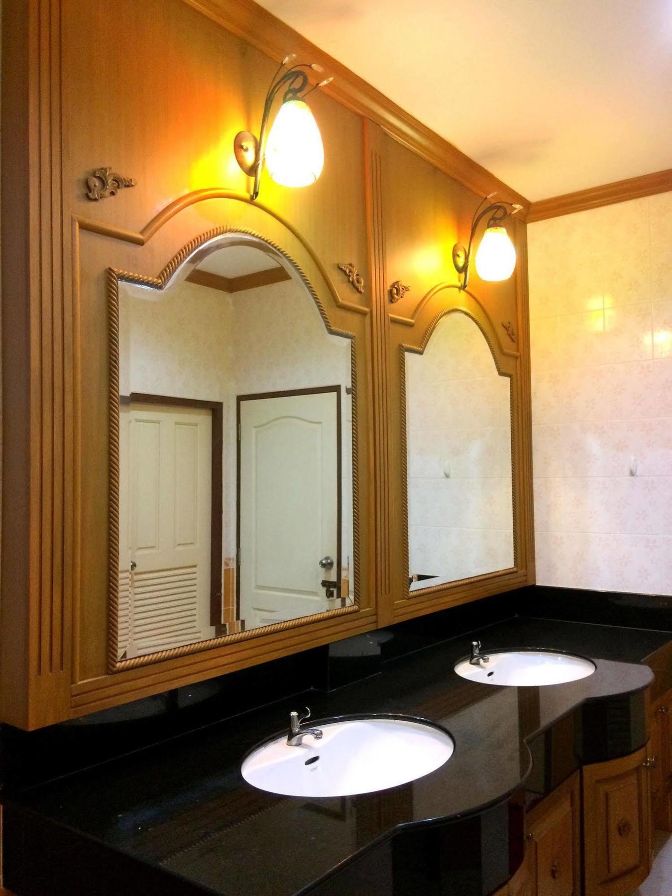 Wake Up Hostel Бангкок Экстерьер фото